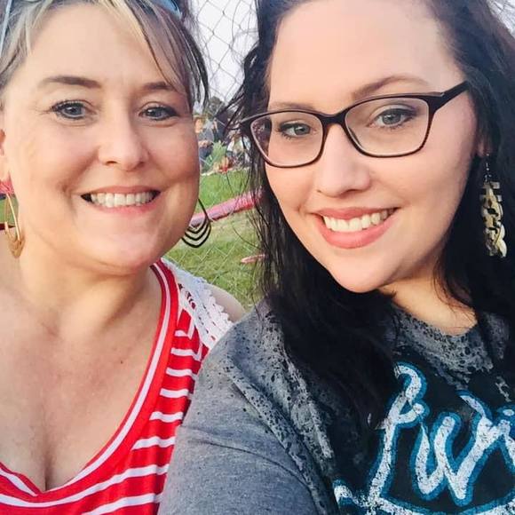 Meet your Posher, Delisa - Picture 1 of 1